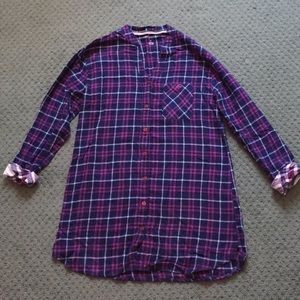 New!! Tommy Hilfiger flannel sleep shirt